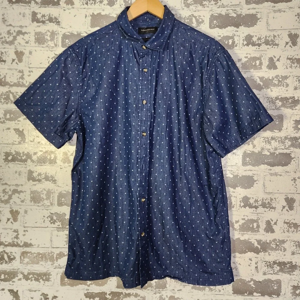 Banana Republic Mens Shirt Size L Button Up Navy Dot Print Short Sleeve Slim Fit